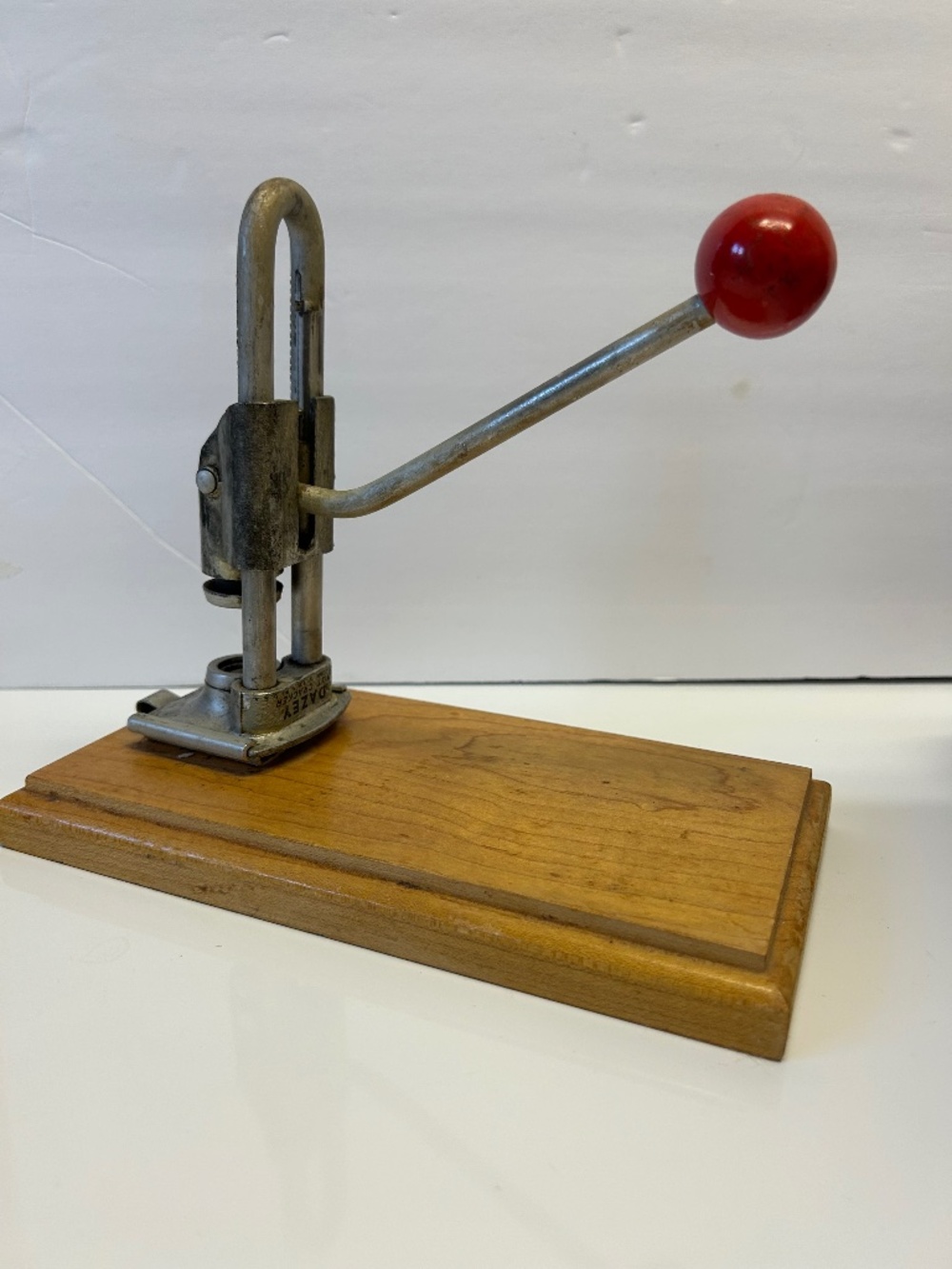 Vintage Dazey Ratcheting Nut Cracker w Original Board Red Knob Works Great